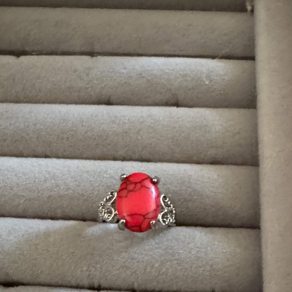 Elegant Silver and Red Stone Ring 6 925 silver Valentine’s Day vintage silver
